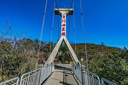 湖南省张家界市天门山景区索道桥梁建筑