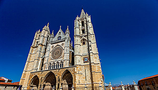 大教堂,西班牙