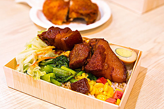 台湾国民美味台式便当,卫生健康,竹片饭盒,爌肉便当