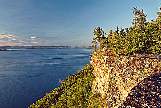 桑德贝,苏必利尔湖,高耸,悬崖,睡觉,巨大,省立公园,湖,安大略省,加拿大