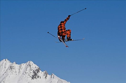 滑雪者,跳跃,正面,蓝天,积雪,山脉,后面,瑞士