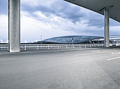 首都机场t3航站楼地面停车场与道路交通