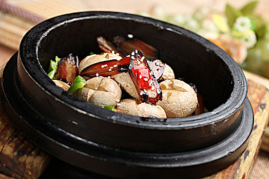 石锅原味菇