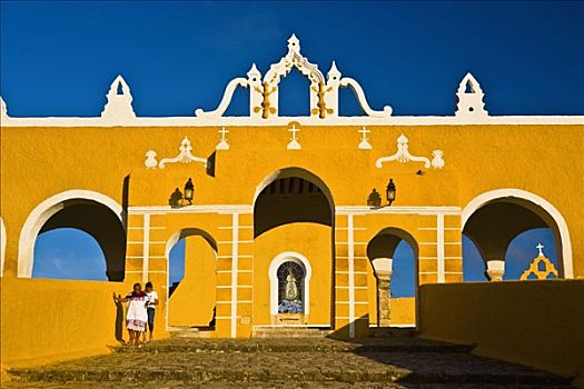 建筑,教堂,依沙玛尔,尤卡坦半岛,墨西哥