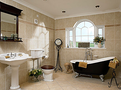 传统风格,浴室,砖瓦,墙壁,单独,上面,维多利亚风格,基座,盥洗池,卫生间,镜子,窗户