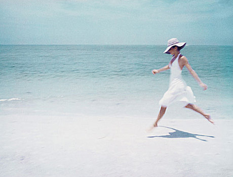 美女,连衣裙,遮阳帽,跑,海滩,侧面视角