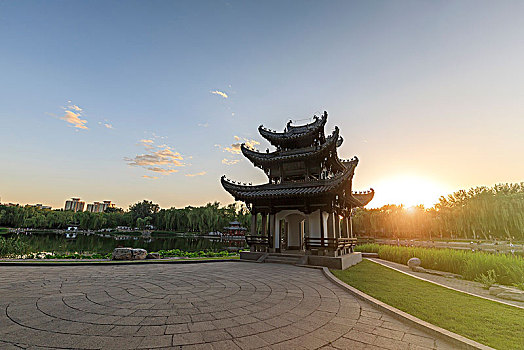 北京陶然亭公园日落