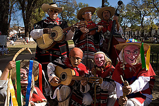 舞者,音乐人,跳舞,老人,巴兹瓜罗,米却阿肯州,墨西哥,北美