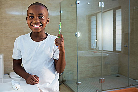 头像,微笑,男孩,拿着,牙刷,家庭浴室