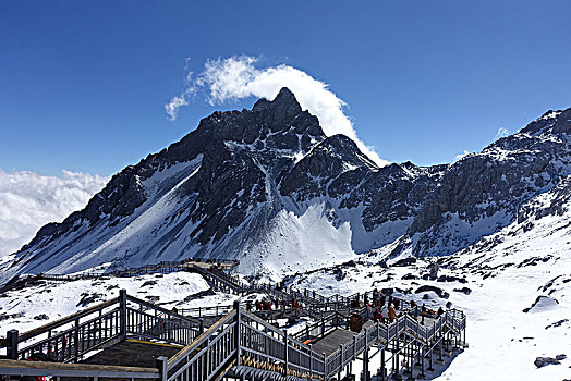 玉龙雪山