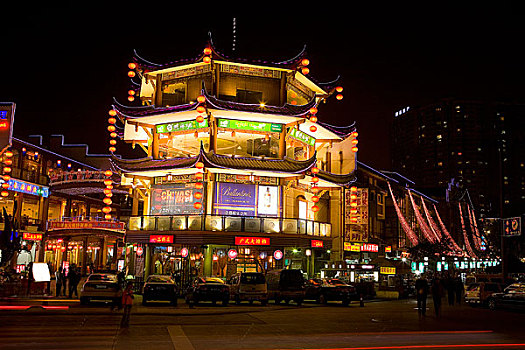 四川成都武侯祠大街夜景