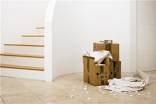 小,一堆,盒子,纸,包装,泡沫,旁侧,楼梯,房间