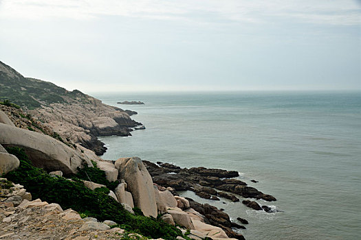 海岛礁石与海洋