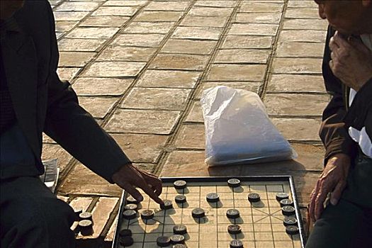 两个男人,玩,棋类游戏,河内,越南