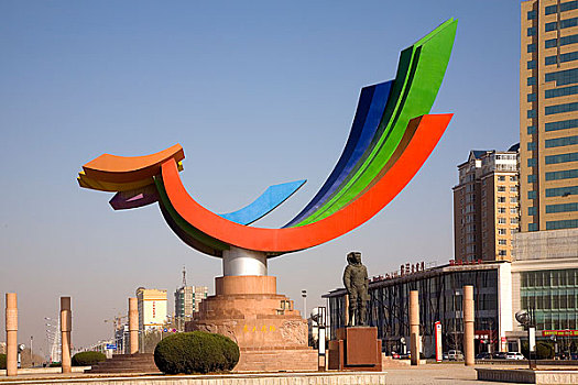 辽宁葫芦岛市,城市雕塑