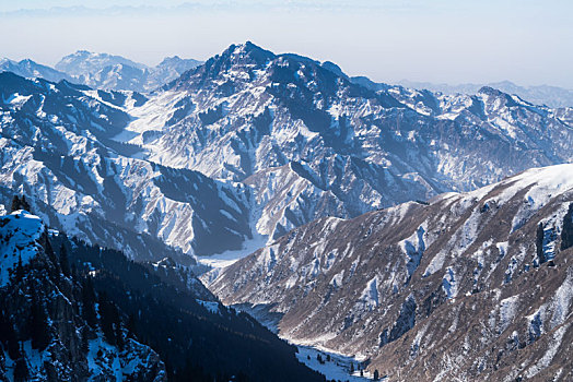 冬季的天山天池,纯净梦幻的冰雪世界