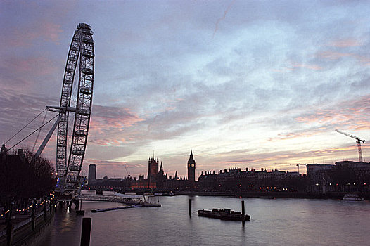 英格兰,伦敦,伦敦南岸,英国航空公司,伦敦眼,议会大厦,日落