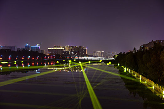 内蒙古自治区呼和浩特市敕勒川大桥夜景