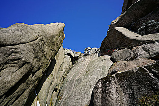 天柱山