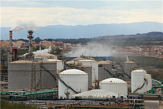 石化厂,塔拉戈纳省,西班牙