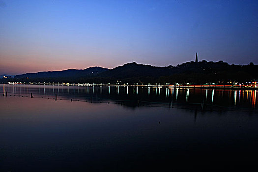 杭州北山路夜景