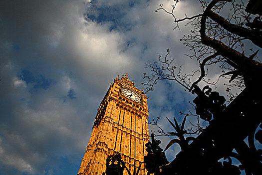 看,上方,栏杆,大本钟,议会大厦,威斯敏斯特,伦敦,英国