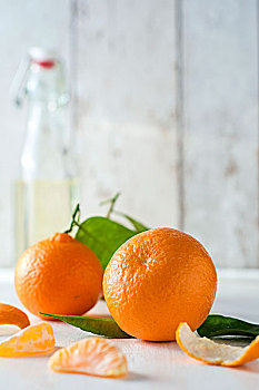克莱门氏小柑橘,叶子,片,碗,正面,鲜明,背景