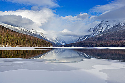 湖,冬天,冰川国家公园,蒙大拿,美国