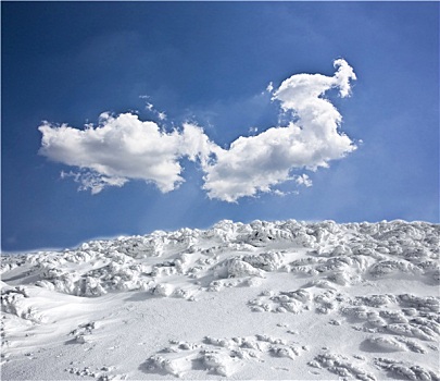 冬季风景,积雪,山,蓝天