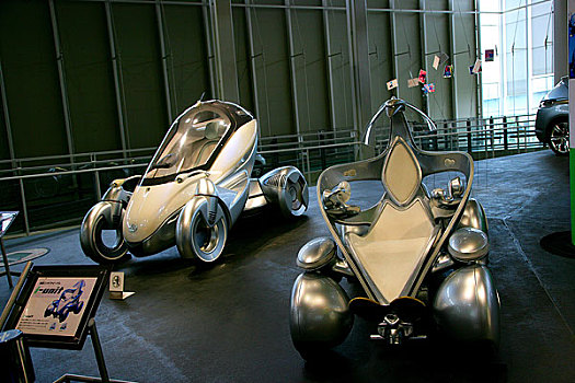 丰田汽车会馆里丰田汽车公司展示的丰田概念车