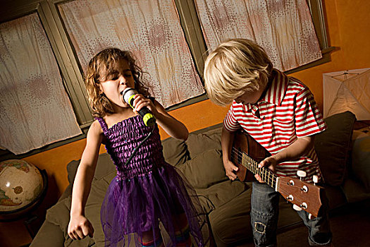 女孩,唱,麦克风,男孩,弹吉他