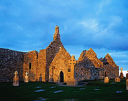 爱尔兰,6世纪,寺院