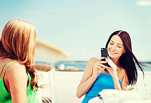 暑假,度假,科技,女孩,照相,智能手机,咖啡,海滩