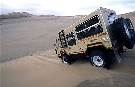 越野车辆,旅游,纳米布沙漠,纳米比亚,非洲
