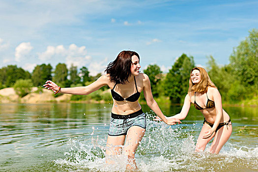 两个,高兴,女人,乐趣,夏天,穿,泳衣