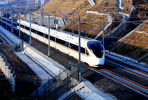 世界首条智能化高铁,京张高铁