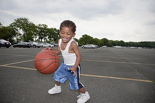 男孩,玩,篮球