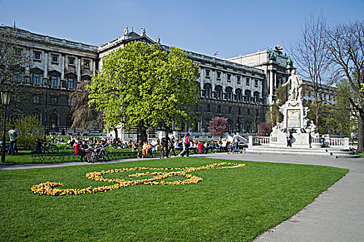 三色堇,正面,莫扎特,纪念建筑,背影,霍夫堡皇宫,环城大道,维也纳,奥地利,欧洲