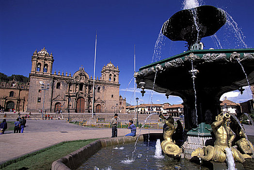 秘鲁,库斯科市,大广场,大教堂,喷泉