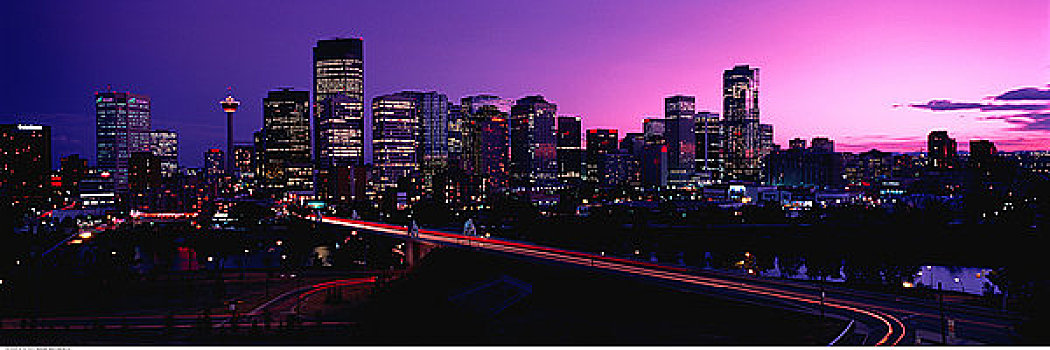 城市天际线,黄昏,卡尔加里,艾伯塔省,加拿大