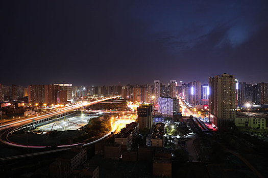 陕西西安电视塔和城市夜景