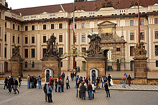 捷克共和国,布拉格,多,旅游,站立,正面,入口,总统府,两个,守卫