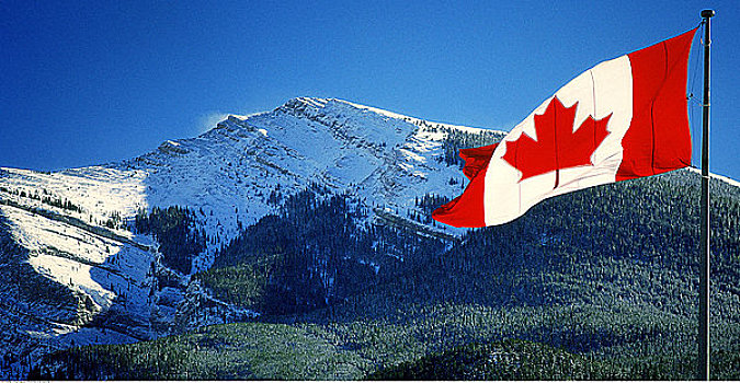 加拿大国旗,靠近,班芙国家公园,艾伯塔省,加拿大