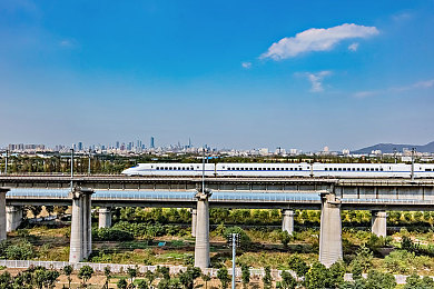安徽省合肥市高铁火车站建筑景观_图片素材
