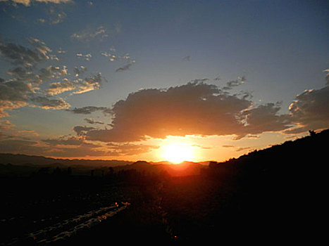 夕阳景观,自然,风光,彩云,天空,夕阳,景观,大美中国,田园,村庄