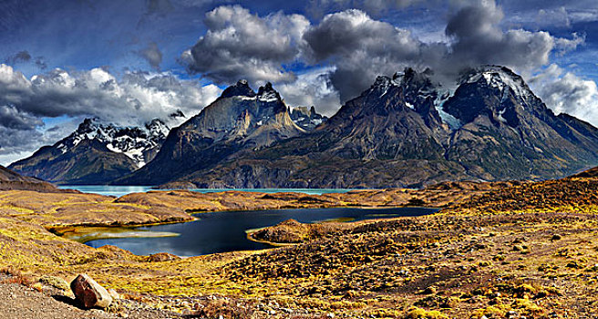 山脉全景,托雷德裴恩国家公园,巴塔哥尼亚,智利