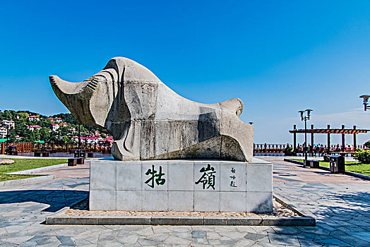 江西省九江市庐山风景区石牛雕像建筑景观