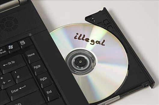 光盘,标示,违法,卧,笔记本电脑