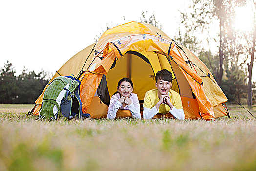 室外帐篷情侣野营