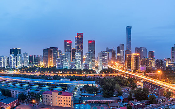 中国北京国贸cbd商业区建筑夜景
